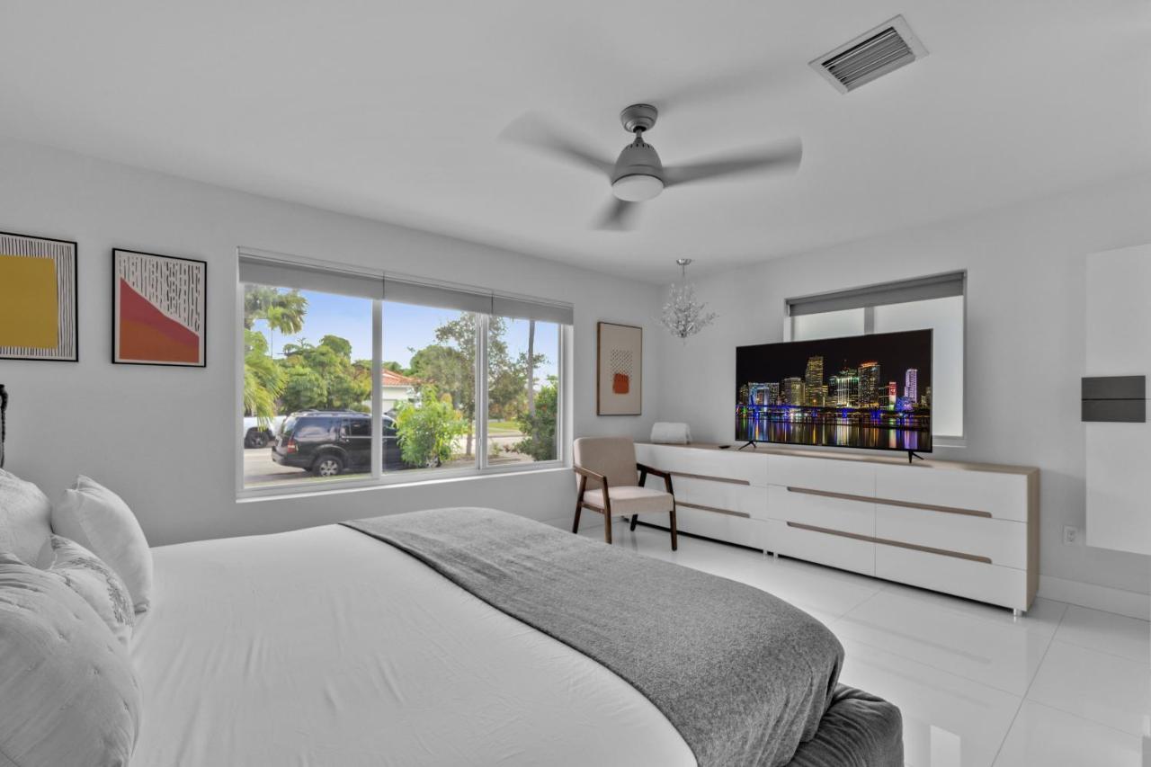 Ferienwohnung Luxury House 4 Beds Heated Pool W Jaccuzzi North Bay Village Exterior foto
